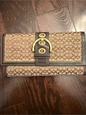 Coach Signature Jacquard Organizer Wallet